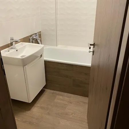 Apartman Topolcany 公寓 Topoľčany