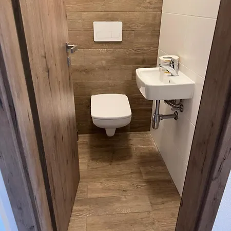 Apartman Topolcany 아파트